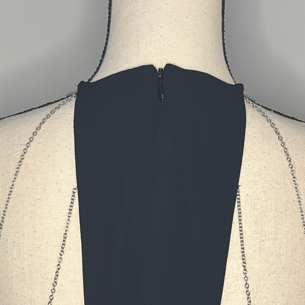 Black Sleeveless With Silver Chain Detail - Picture 7 of 7